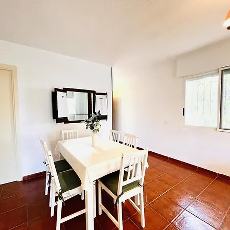 Lägenhet Esmeralda, Con Jardin Privado *